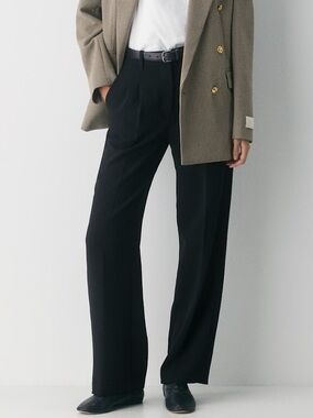 Aritzia Wilfred the effortless pant 4 black crepette timeless classic minimalist